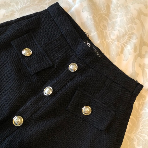 Zara Textured Buttoned Skort - Picture 2 of 10